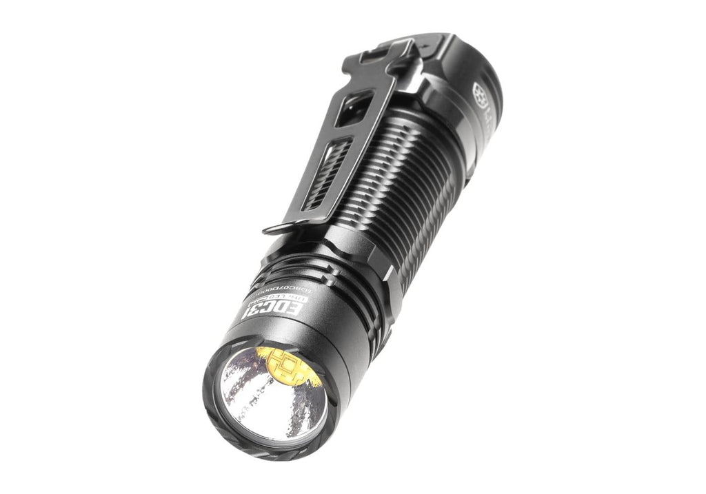 EDC31 Compact Flashlight
