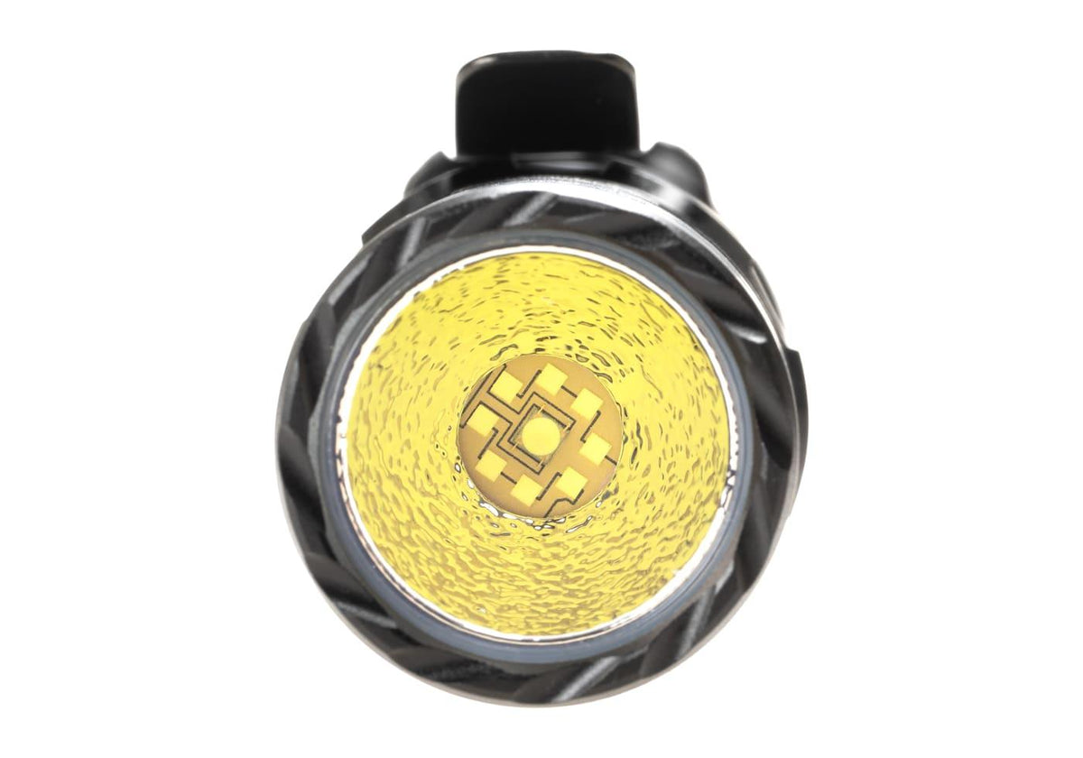 EDC31 Compact Flashlight