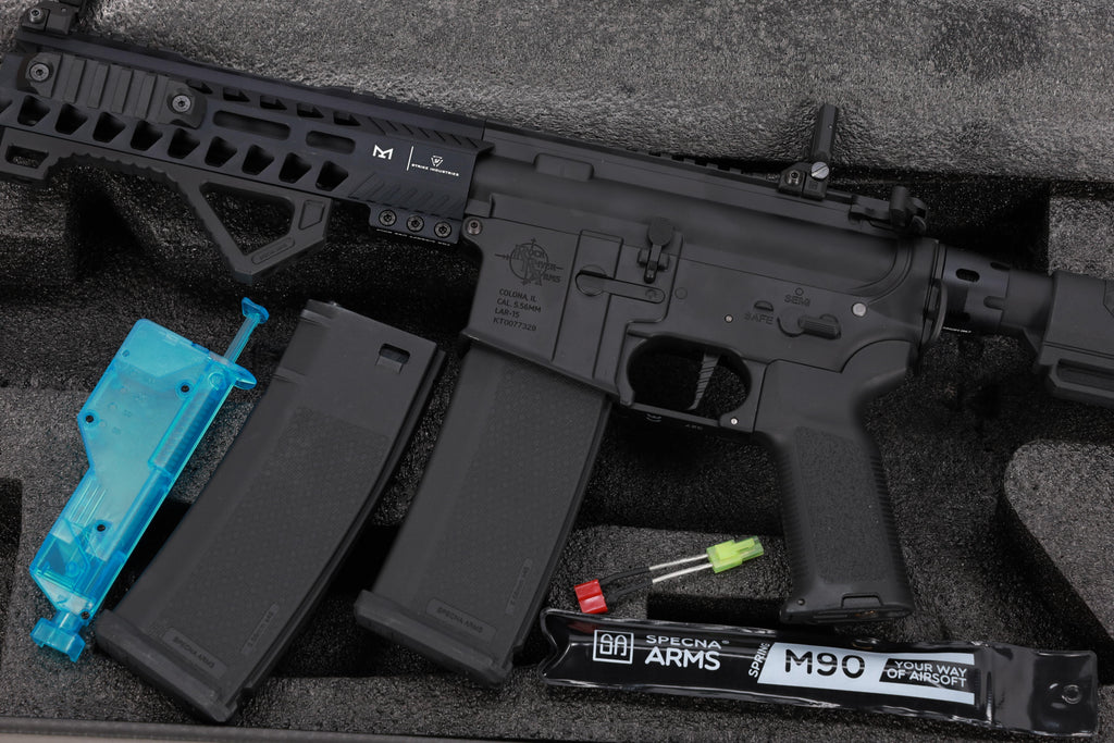 Specna Arms RRA SA-E17 EDGE™ HAL 2 Light Ops Stock Gen. 2 airsoft Carbine Black